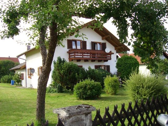 Villa kaufen in Wald an der Alz, Bayern
