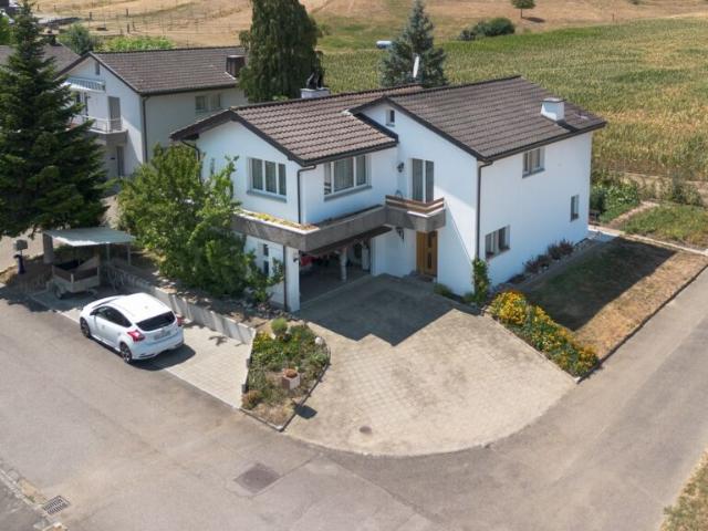 Einfamilienhaus kaufen in Rüfenach, Aargau