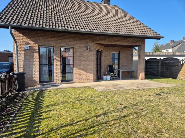 Haus kaufen in Schloß Holte-Stukenbrock, Nordrhein-Westfalen