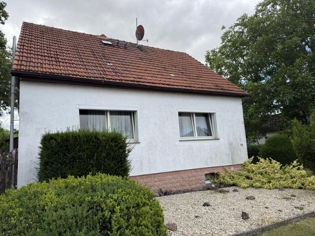 Haus kaufen in Eschenbergen, Landkreis Gotha