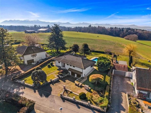 Einfamilienhaus kaufen in Sullens, Waadt