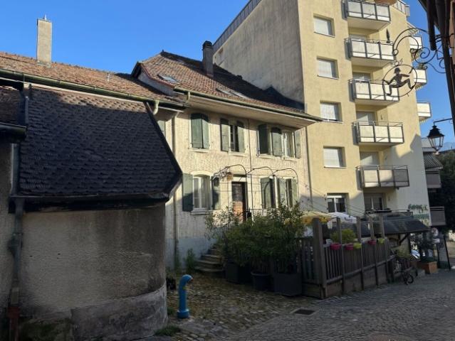 Einfamilienhaus kaufen in Veytaux, Waadt