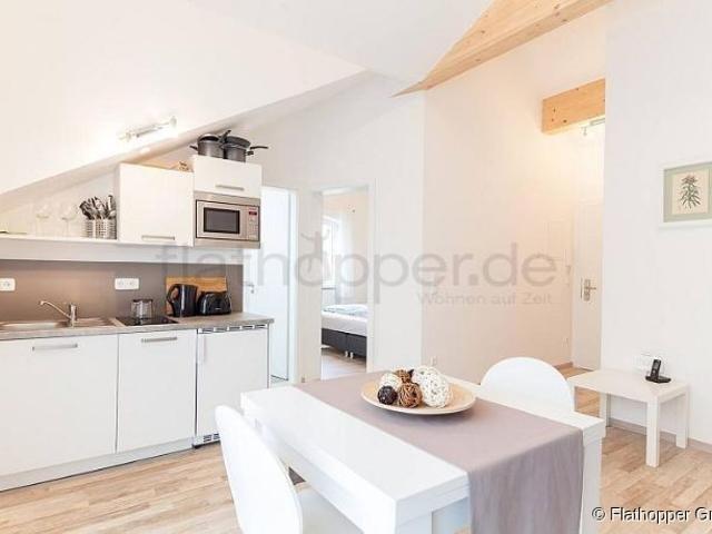 Dachgeschosswohnung mieten in Ellmosen, Bad Aibling