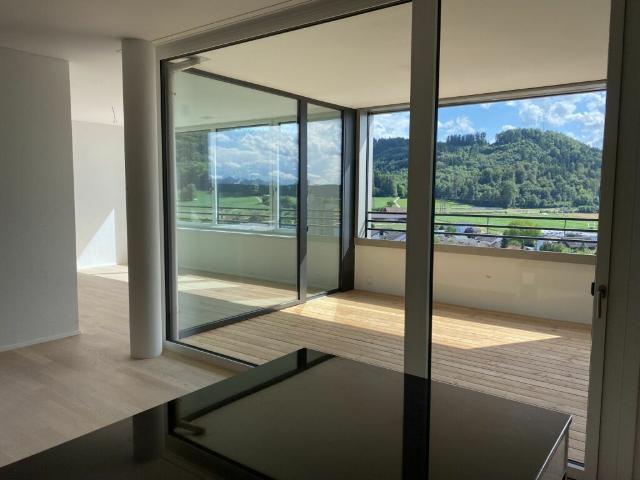 Wohnung mieten in Helgenfeld, Suhr