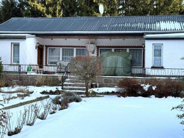 Erdgeschosswohnung kaufen in Oberschöna, Sachsen