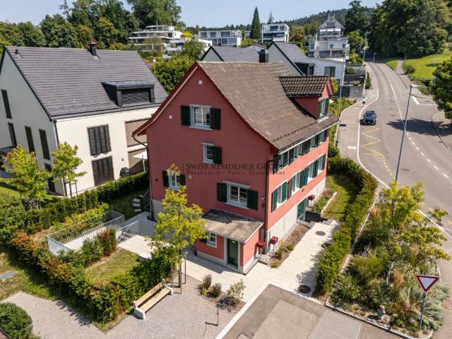 Mehrfamilienhaus kaufen in Küsnacht (ZH), Zürich