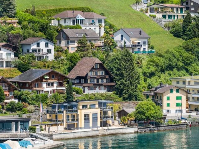 Immobilie kaufen in Gersau, Schwyz