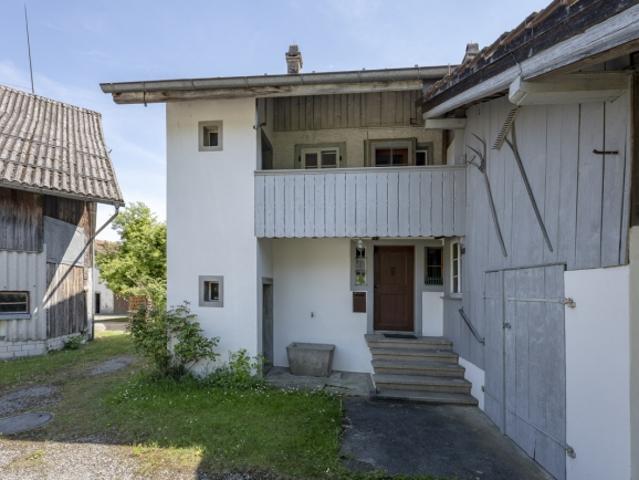 Haus kaufen in Grüningen, Zürich