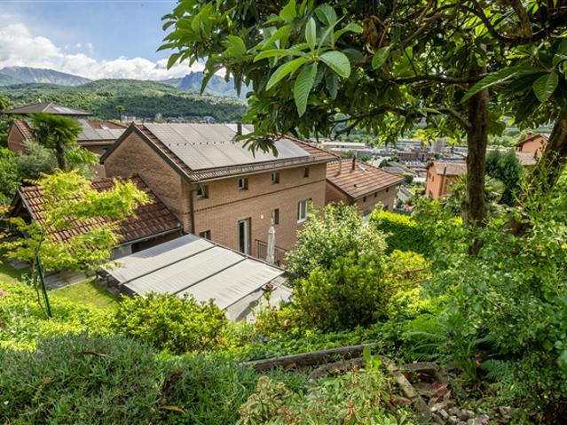 Einfamilienhaus kaufen in Manno, Tessin