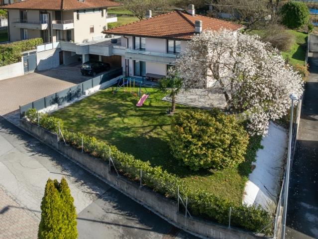 Einfamilienhaus kaufen in Lumino, Tessin