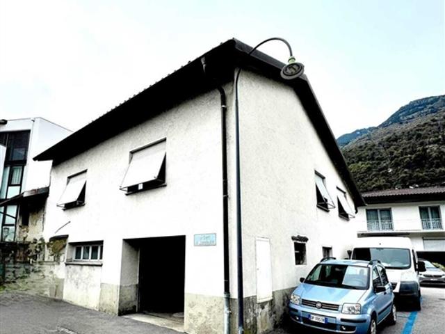 Einfamilienhaus mieten in Bellinzona, Tessin