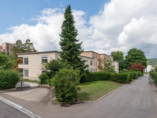 Garage mieten in Einigen, Zürich
