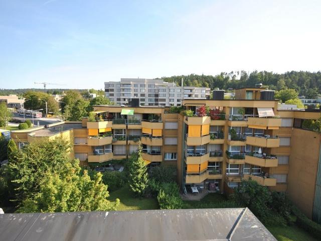 Garage mieten in Einigen, Zürich