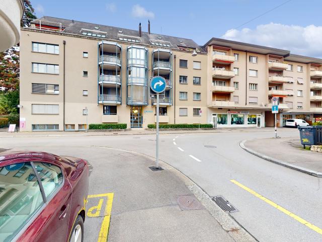 Garage mieten in Einigen, Zürich