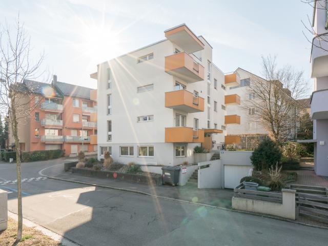Garage mieten in Einigen, Zürich