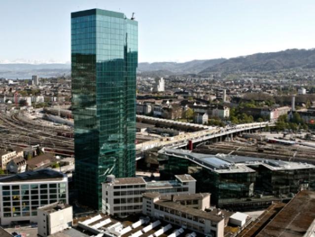 Garage mieten in Einigen, Zürich