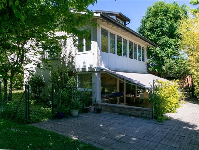 Einfamilienhaus kaufen in Commugny, Waadt