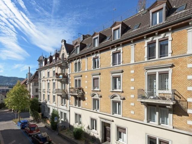 Garage mieten in Einigen, Zürich