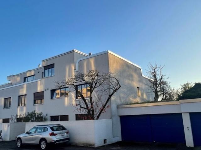 Garage mieten in Einigen, Zürich