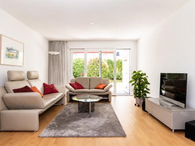 Wohnung kaufen in Pfungen, Zürich