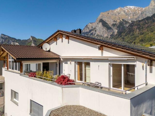 Dachwohnung kaufen in Maienfeld, Graubünden