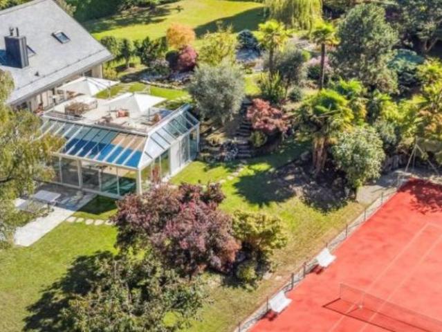 Haus kaufen in Crans-près-Céligny, Waadt