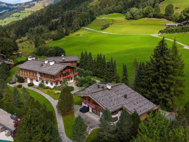 Haus kaufen in Aurach bei Kitzbühel, Bezirk Kitzbühel