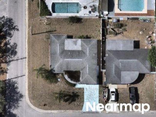 House for sale in Holiday