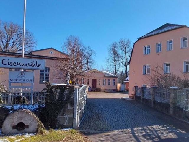 Gewerbe kaufen in Elstertrebnitz, Sachsen