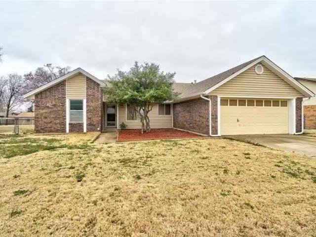 House for rent in Choctaw