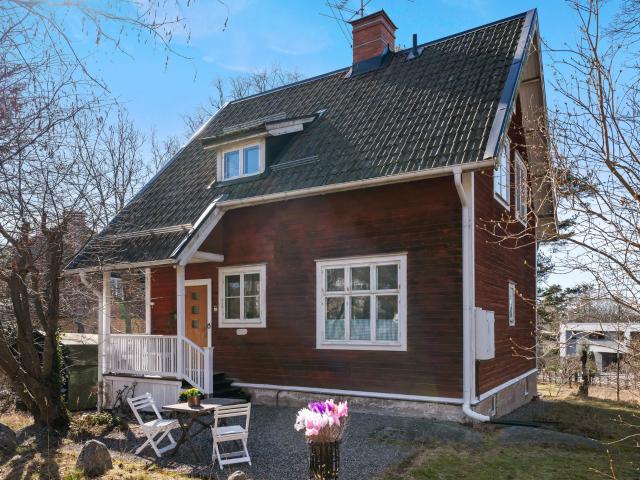 Villa till salu i Danderyd, Stockholm