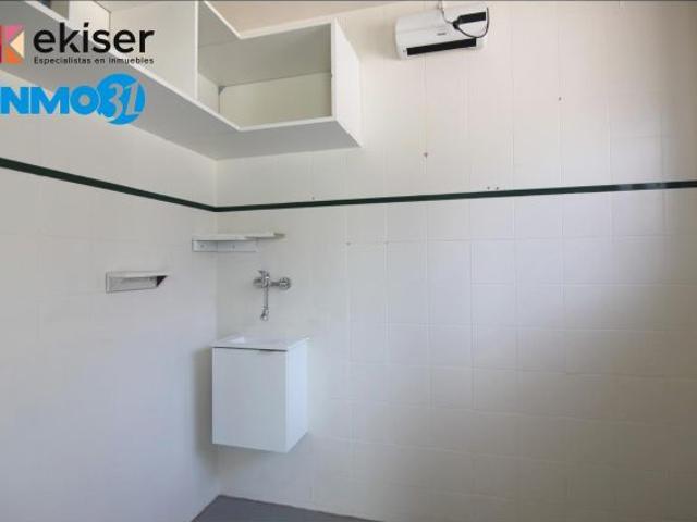Local Comercial en alquiler en Burlada / Burlata, Navarra