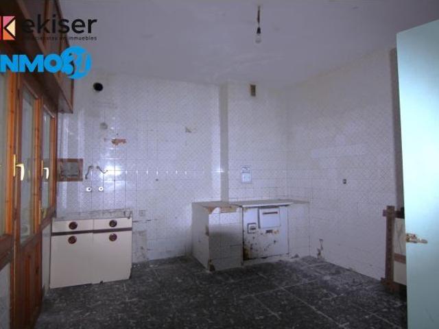 Casa en venta en Sakana, Navarra