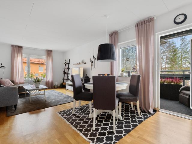 Bostad till salu i Tullinge, Stockholm