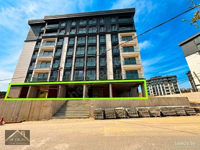 Çekmeköy, İstanbul içerisinde satılık Dükkan