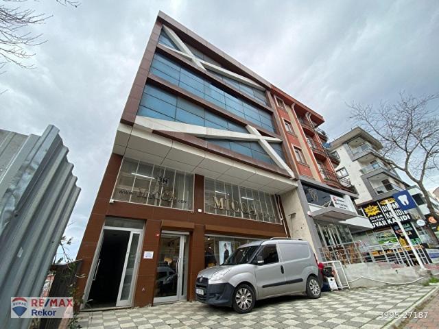 Çekmeköy, İstanbul içerisinde satılık Ofis