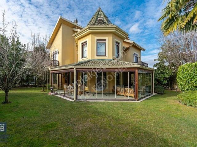 Çekmeköy, İstanbul içerisinde kiralık Villa