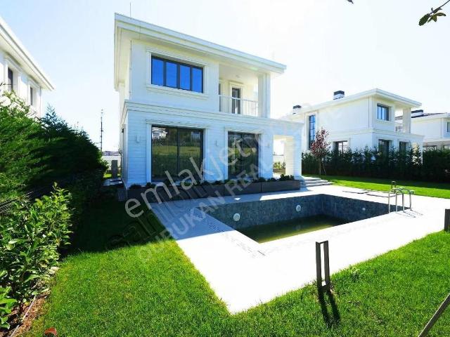 Çekmeköy, İstanbul içerisinde satılık Villa