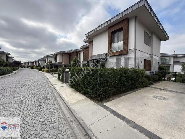 Çekmeköy, İstanbul içerisinde satılık Villa