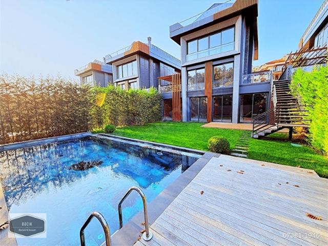 Çekmeköy, İstanbul içerisinde satılık Villa