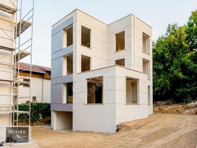 Sırapınar Mahallesi, Çekmeköy içerisinde satılık Villa