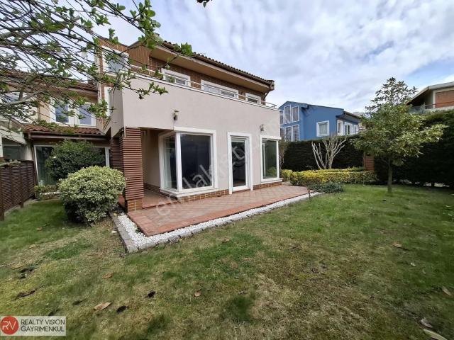 Çekmeköy, İstanbul içerisinde satılık Villa