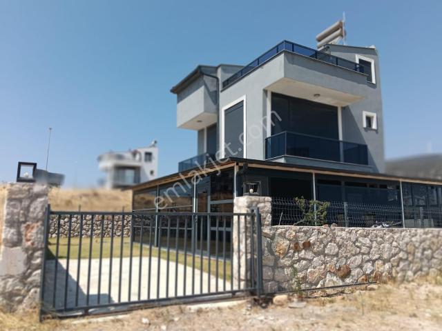 Karaburun, İzmir içerisinde kiralık Villa