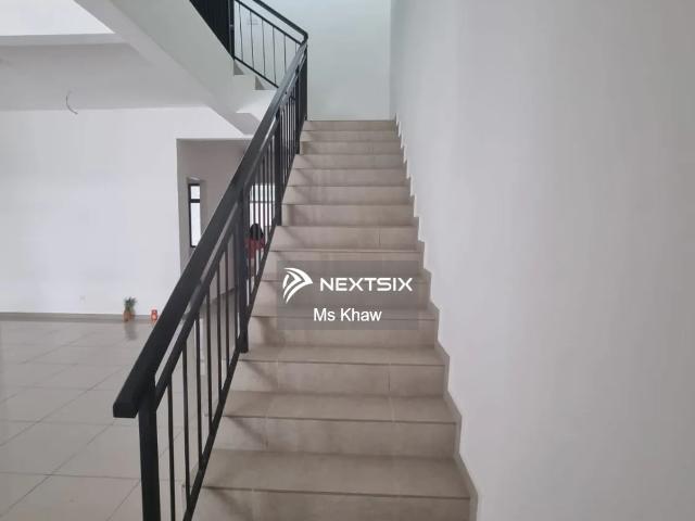 Shop for sale in Johor