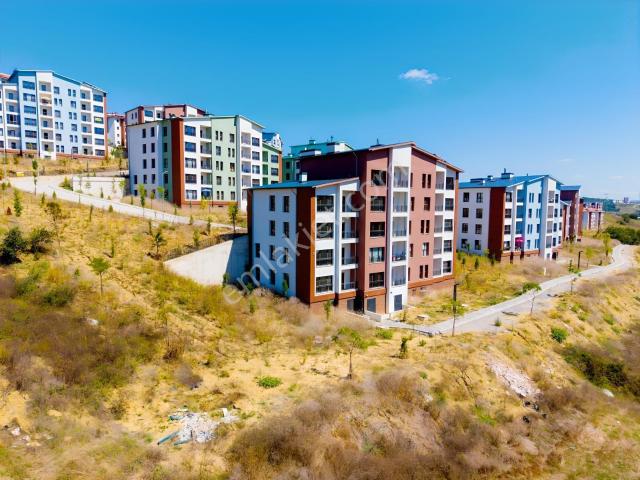 İzmit, Kocaeli içerisinde kiralık mülk