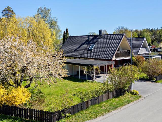 Villa till salu i Ekerö, Stockholm