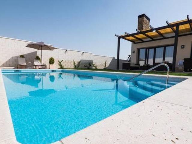 Casa en alquiler en Cobisa