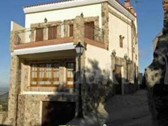 Casa en alquiler en Montánchez, Extremadura