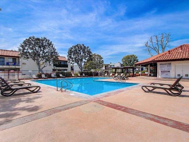 Apartment for rent in Carson, California