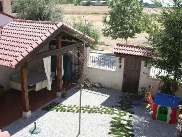 Casa en alquiler en Cozuelos De Fuentidueña, Castilla y León
